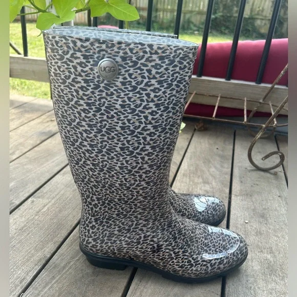 Ugg Women's Shaye Leopard Print Rain Boots Waterproof Outdoor Goulashes Size 10 - Picture 4 of 11